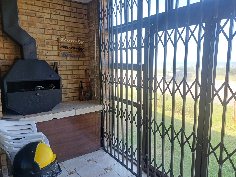 2 Bedroom Property for Sale in Jeffreys Bay Central Eastern Cape